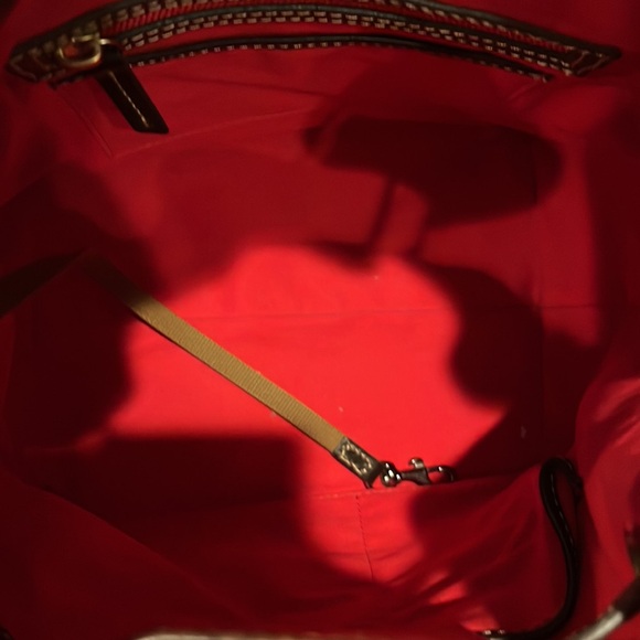 Dooney & Bourke Denison Tasha Drawstring Croc Embossed Cream Leather Bucket Bag - Picture 10 of 14